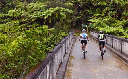Cycling over the Bridge to Nowhere, Ruapehu