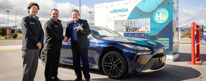 Toyota CEO Tatsuya Ishikawa Ezi Car RentalPalmerston North Branch Manager Deon Hoeksema Palmerston North Mayor Grant Smith